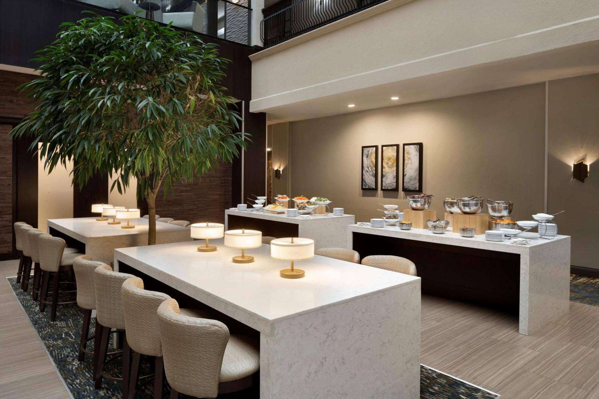Embassy Suites By Hilton Columbus Ngoại thất bức ảnh
