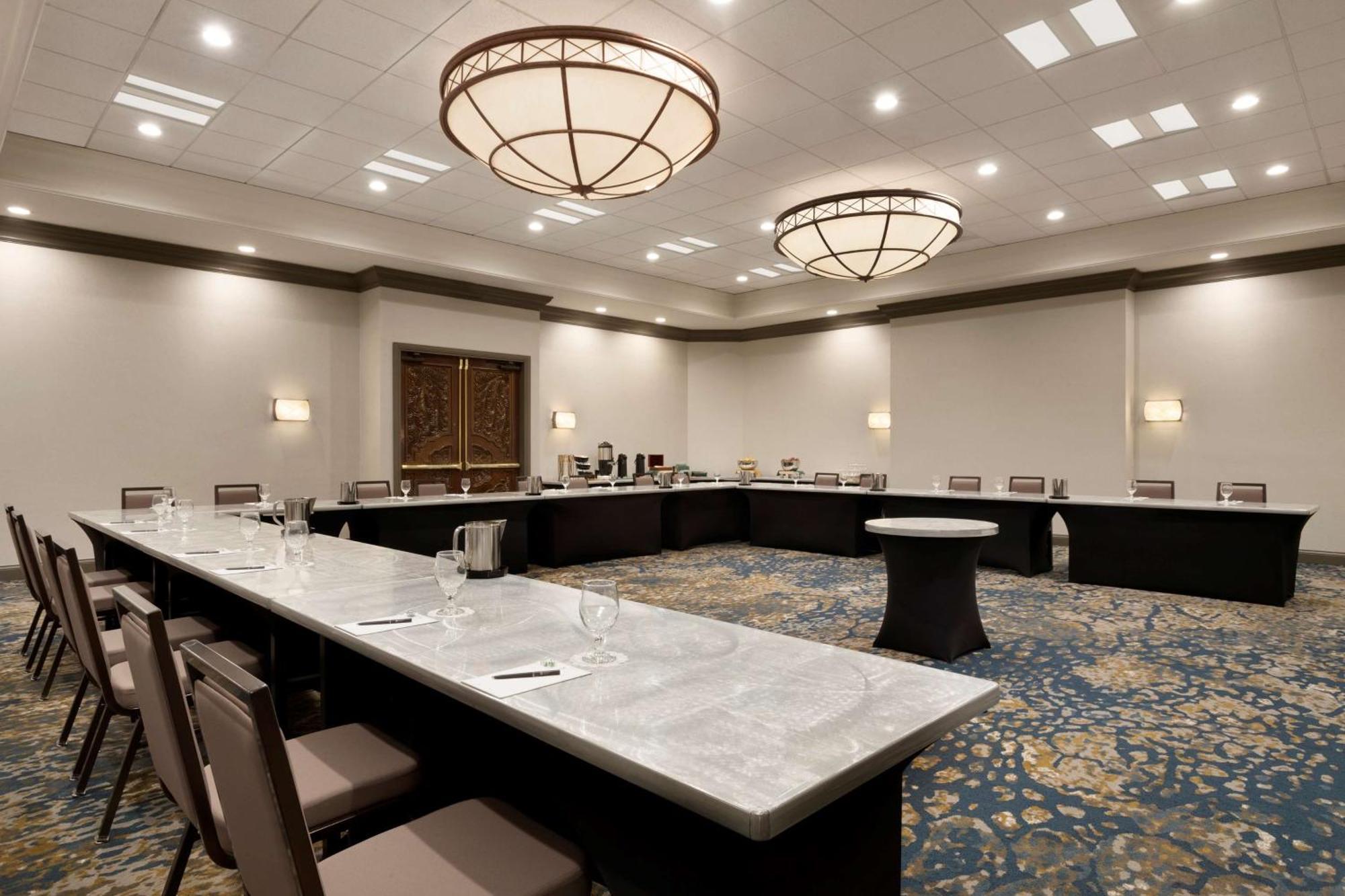 Embassy Suites By Hilton Columbus Ngoại thất bức ảnh