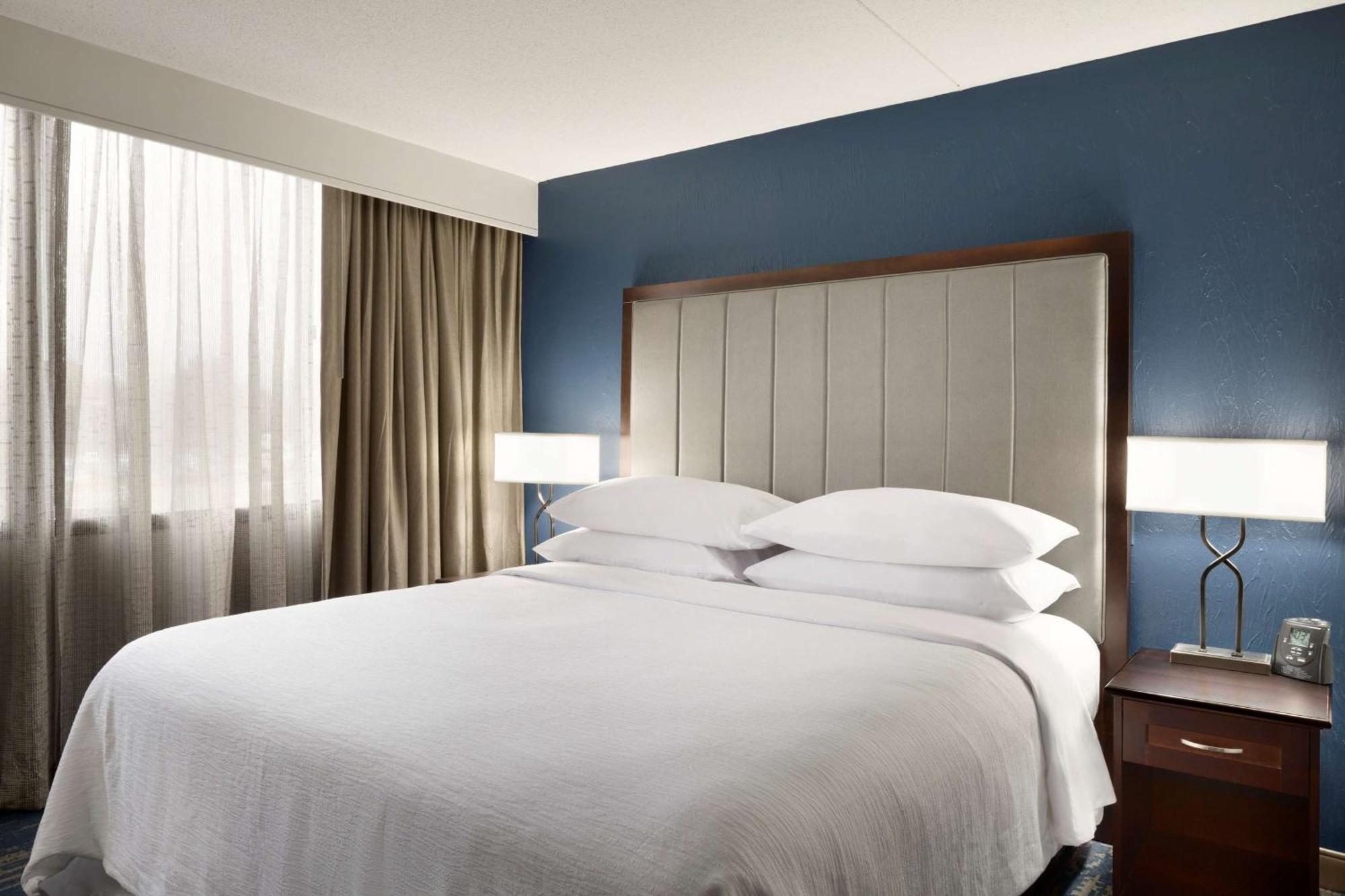 Embassy Suites By Hilton Columbus Ngoại thất bức ảnh