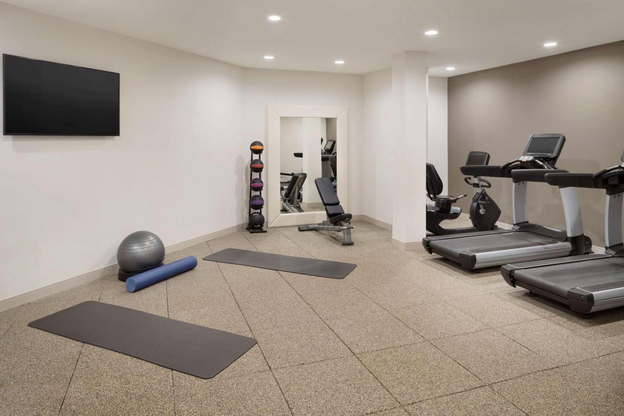 Embassy Suites By Hilton Columbus Ngoại thất bức ảnh