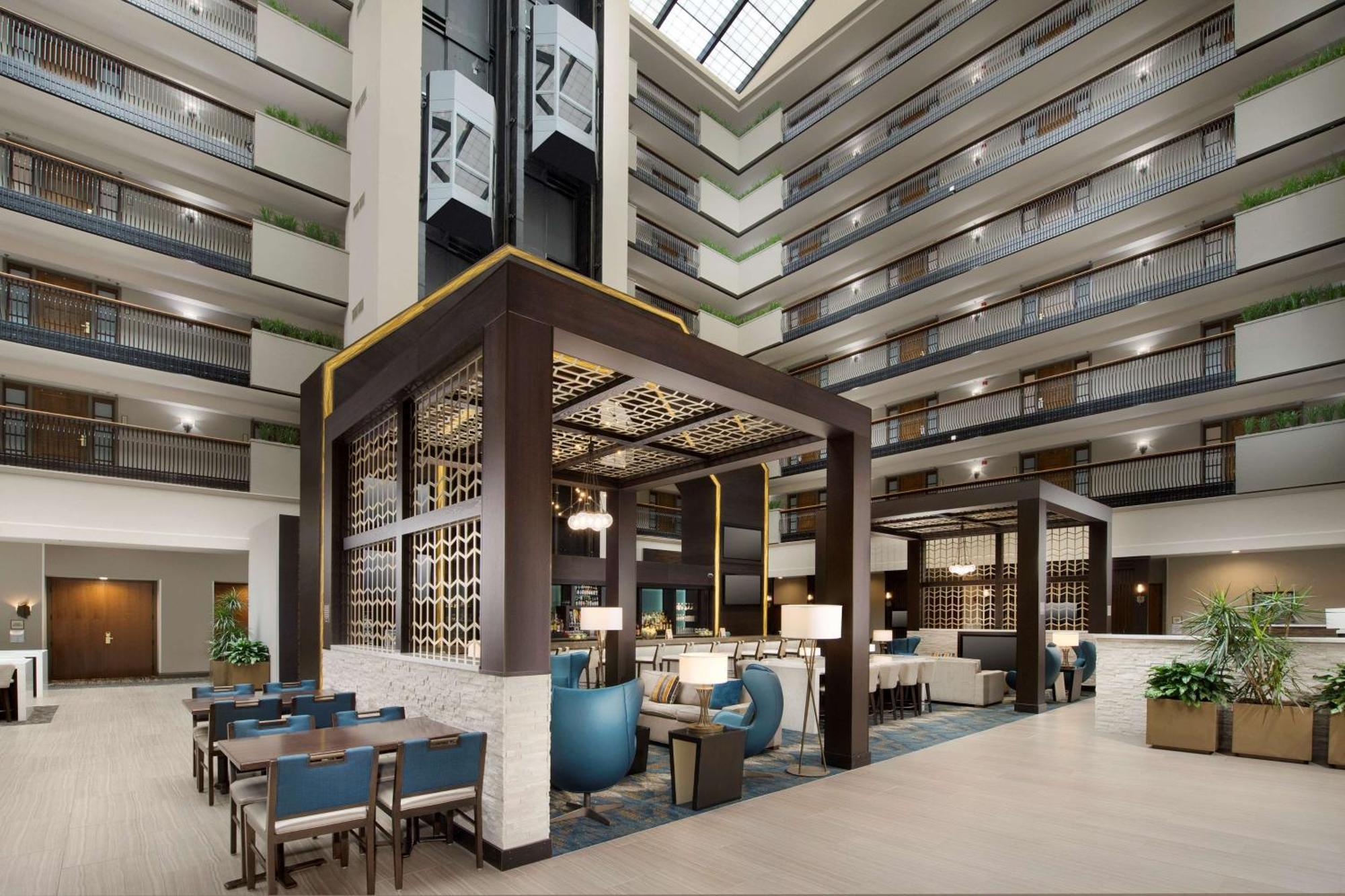Embassy Suites By Hilton Columbus Ngoại thất bức ảnh
