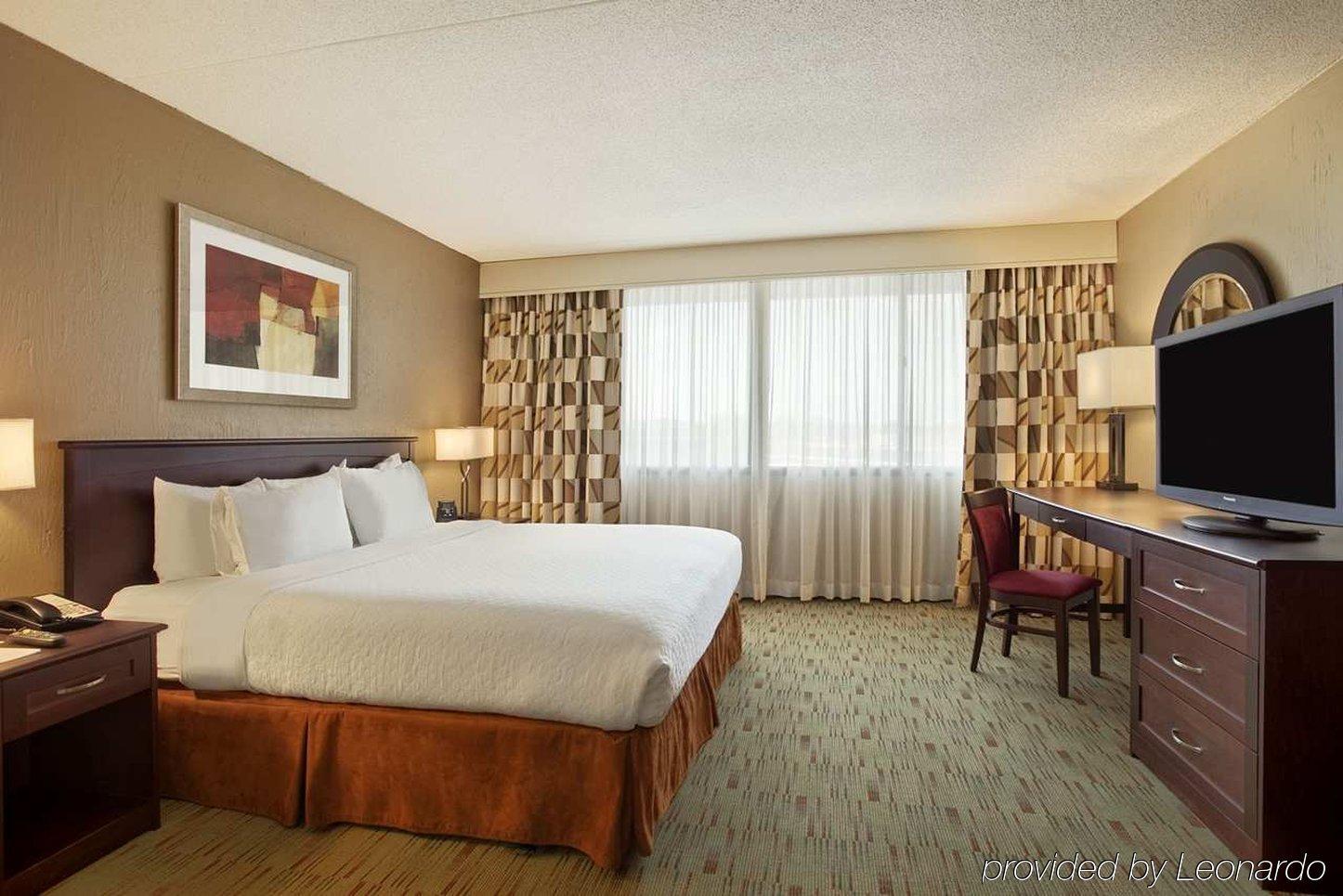 Embassy Suites By Hilton Columbus Ngoại thất bức ảnh